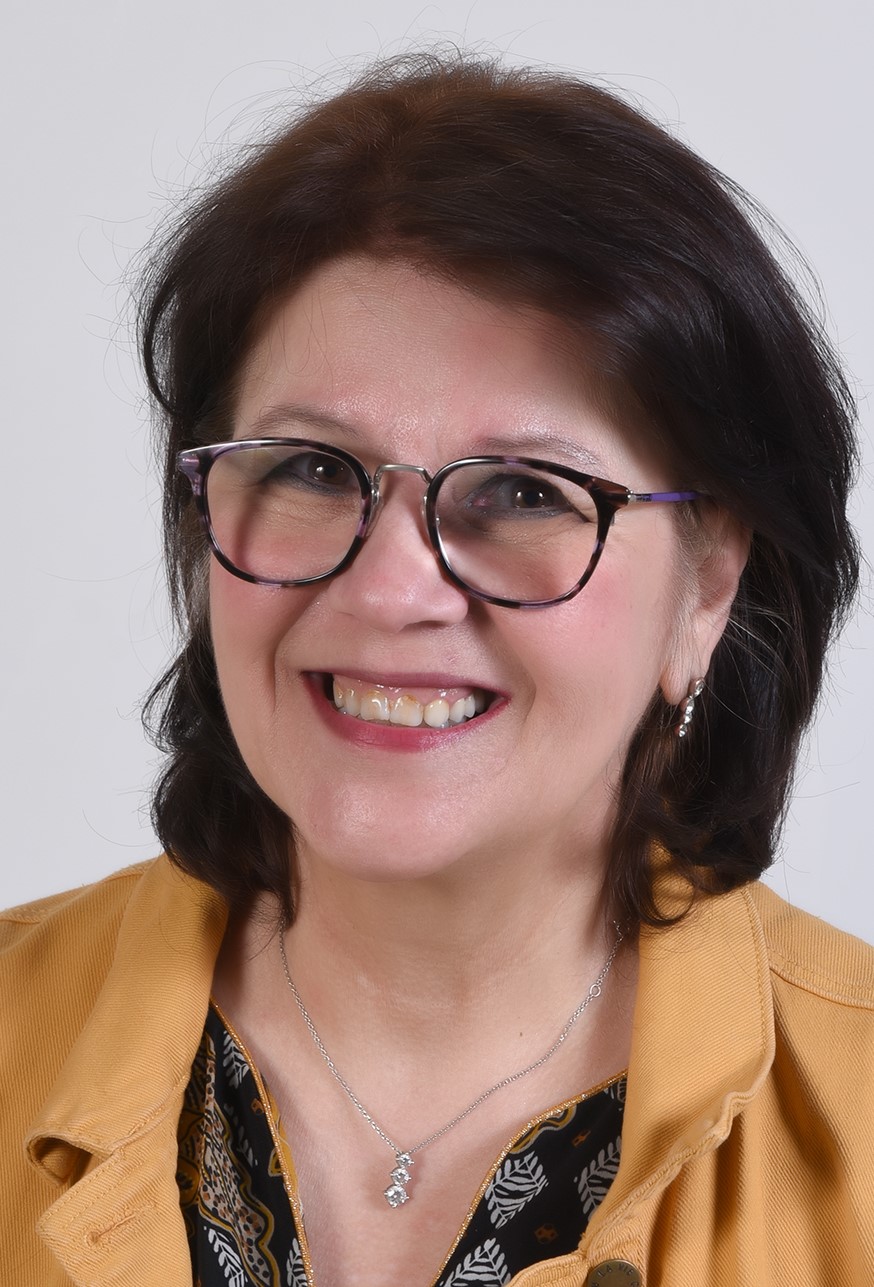 Elise Anneca.jpg